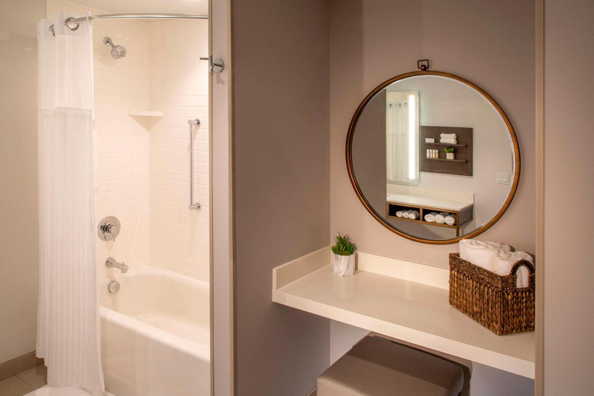 Hilton Garden Inn Redmond Wa Luaran gambar